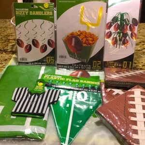 Football 10Pc Party Set NEW Matching Banner Treat Boxes Table Cover Napkins More